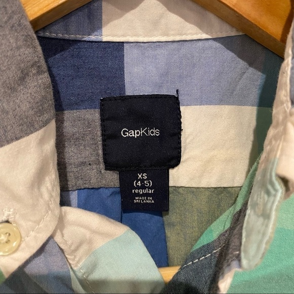 Gap Kids Boy's XS (4-5) Regular Fit Button Down Shirt - Picture 3 of 8